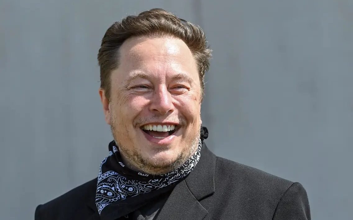 Elon-Musk-ManU